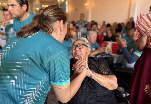 Transformar con amor, cambia vidas, asegura Laura Artemisa