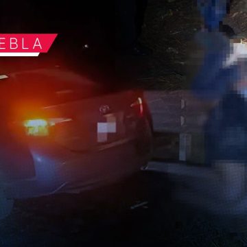 Localizan a tres personas maniatadas sobre la autopista México-Puebla; se presume robo de vehículo
