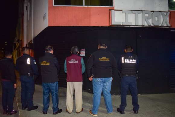Clausuran 5 bares cerca de CU en Puebla por operar sin permisos