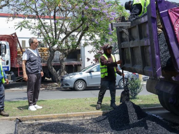 Intensifican trabajos de bacheo en Puebla
