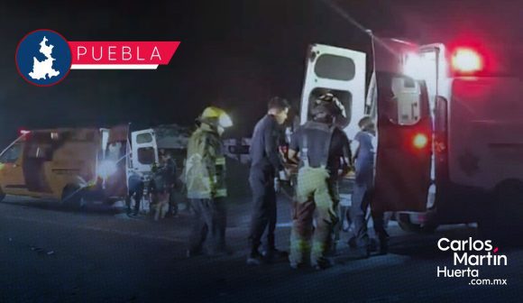 Motociclista sin casco muere tras ser impactado por camioneta en la autopista Siglo XXI