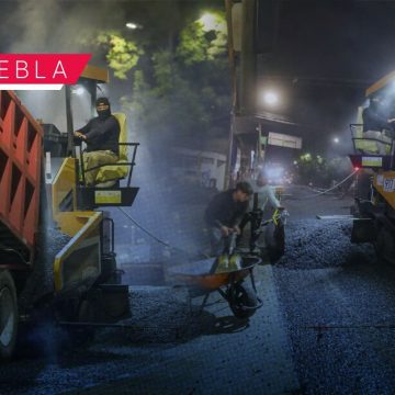 Gobierno de Puebla trabaja 24/7; avanzan trenes de pavimentación en la Diagonal