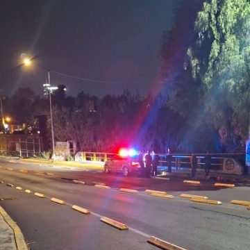 Hallan cadáver maniatado bajo puente en Los Ángeles Mayorazgo