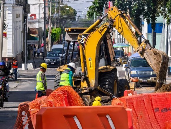 Agua de Puebla construye nueva línea de conducción de agua sulfurosa