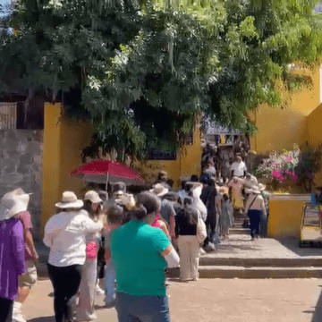calvario Más de 10 mil personas visitaron el Calvario en Viernes Santo en Puebla