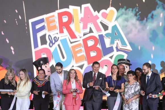 ¿Qué hacer en Puebla? La Feria 2026 arranca con pista de hielo, juegos y grandes conciertos