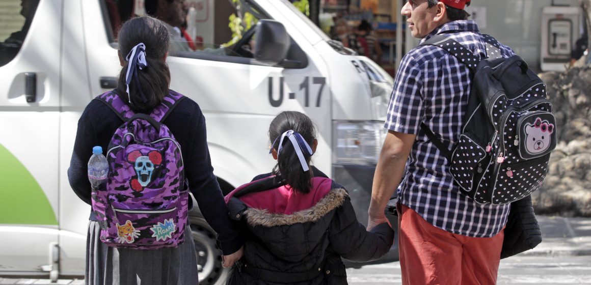 Congreso de Puebla legalizará “Operativo Mochila” en escuelas públicas y privadas