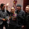 U2 acompaña a Claudia Sheinbaum en encuentro internacional rumbo al Mundial 2026