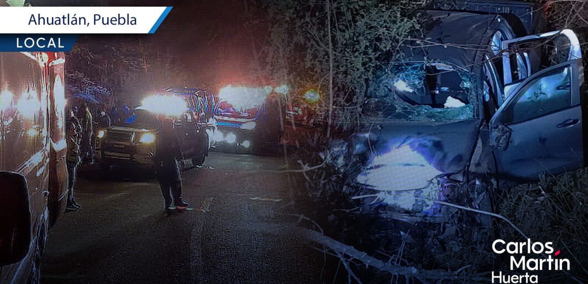 Cae a barranco camioneta del alcalde de Ahuatlán; muere funcionaria municipal
