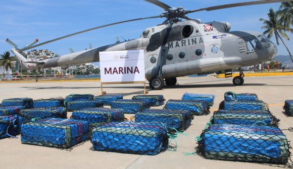 SEMAR asegura cargamento de cocaína tras persecución marítima en Guerrero