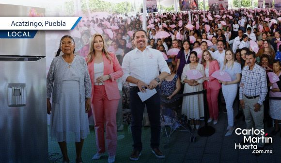 Con amor y cariño SEDIF consiente a 2 mil madres en Acatzingo