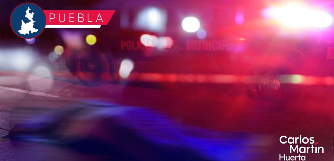 Deceso motociclista Vía Atlixcáyotl Muere motociclista tras derrapar en la Vía Atlixcáyotl, a la altura de Plaza Pabellón