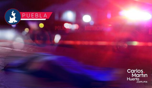 Muere motociclista tras derrapar en la Vía Atlixcáyotl, a la altura de Plaza Pabellón