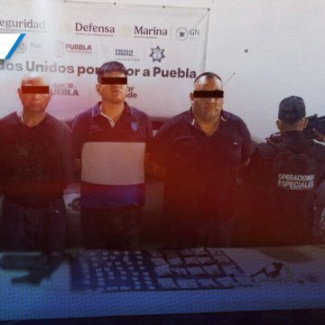 Detienen a tres asaltantes con armas y droga en Amozoc