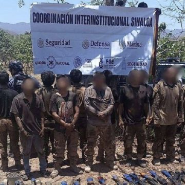 Detienen a 13 presuntos integrantes de Los Chapitos en Sinaloa