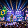 Shakira paraliza Brasil: 2 millones de personas consagran a “La Loba” en Copacabana, Brasil