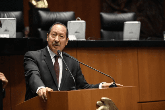 Fiscalía de Michoacán cita al diputado Leonel Godoy por el homicidio de Carlos Manzo
