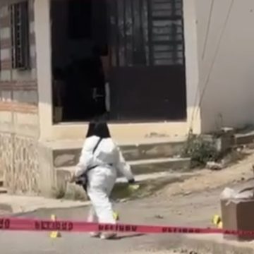 Balacera en San Pablo Xochimehuacan: Grupo armado rafaguea casa en la colonia Miravalle