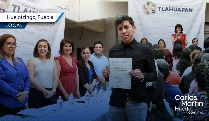 Impulsan UTH y Ayuntamiento de Tlahuapan permanencia escolar con becas
