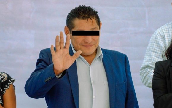 Detienen a Jesús N., alcalde de Cuautla, como parte del Operativo Enjambre