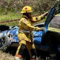 Mueren cuatro hombres tras caer auto a un desfiladero en Coronango