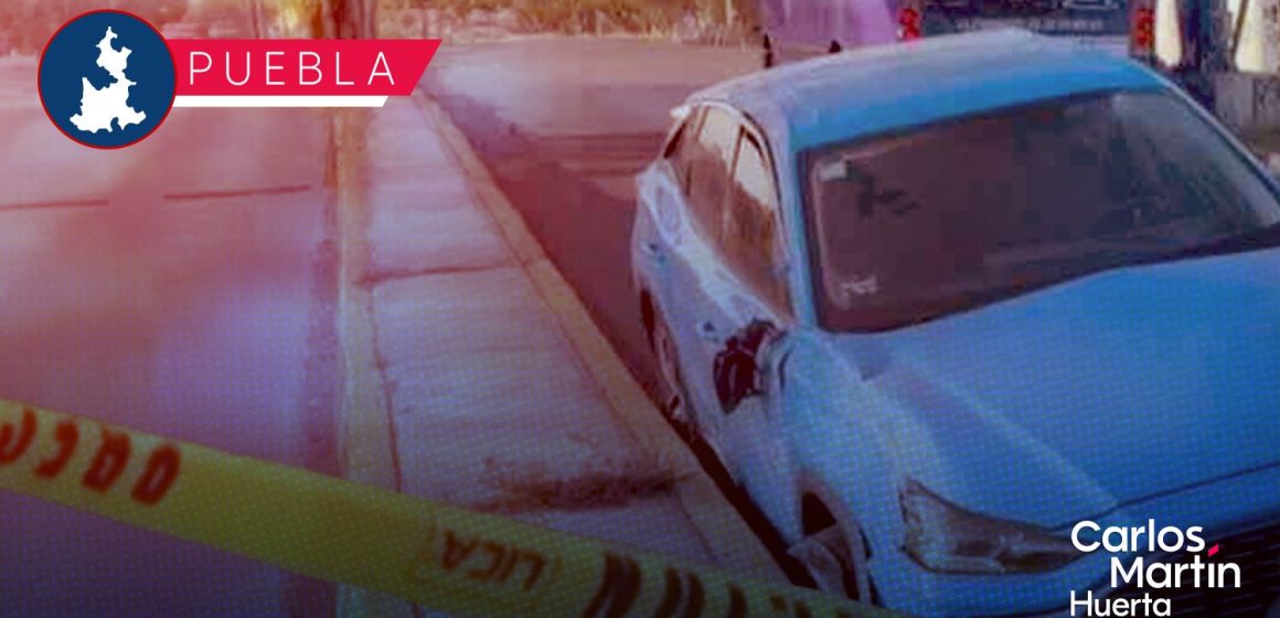Volantazo para evitar choque con motociclista provoca volcadura en el Bulevar 18 de Noviembre
