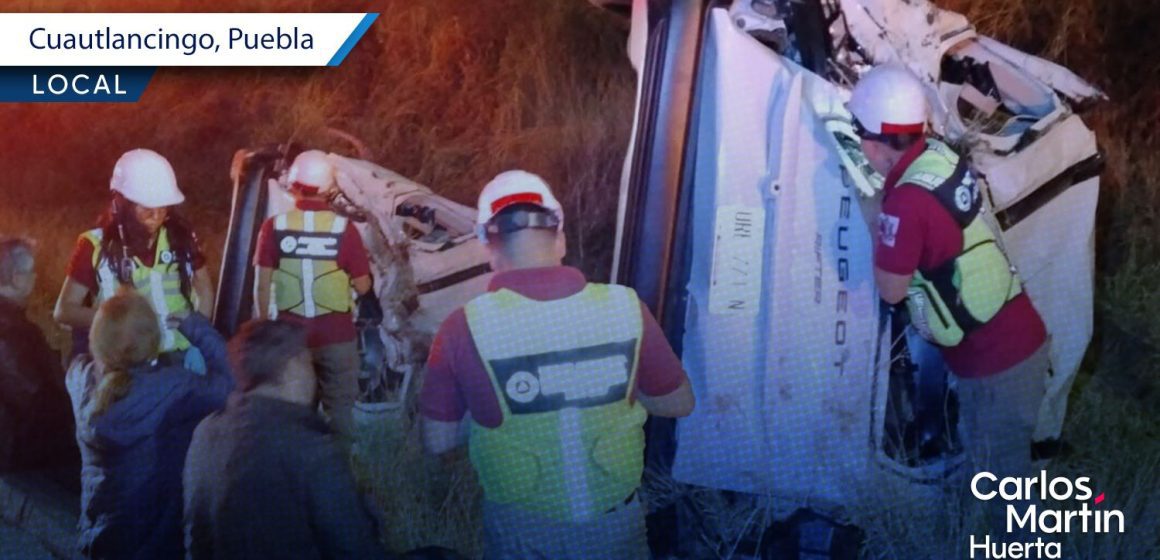 Volcadura de automóvil deja tres lesionados en Cuautlancingo