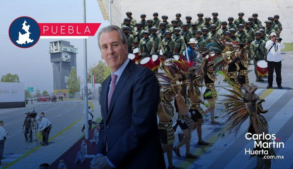 Pepe Chedraui asiste al desfile del 5 de Mayo