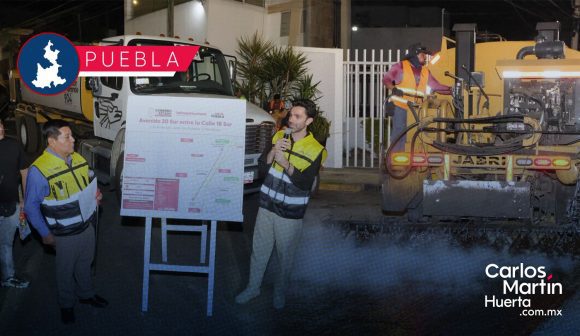Ejecutan pavimentación de la 20 Sur en el Mirador con turnos día y noche
