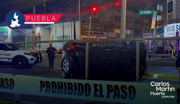 Jeep termina volcada sobre el Bulevar Norte; conductor sale ileso