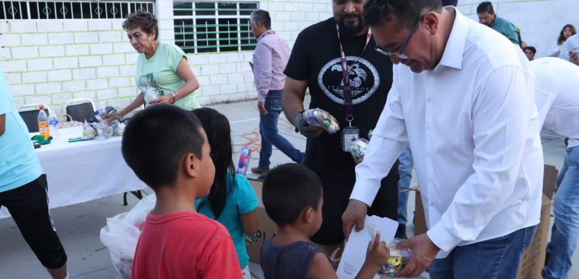 En recorrido por la Mixteca, el diputado Pável Gaspar destacó el compromiso con el desarrollo social y la niñez