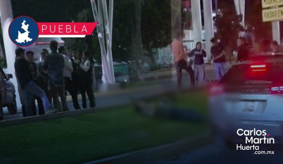 Choque termina en persecución y golpiza frente a Galerías Serdán
