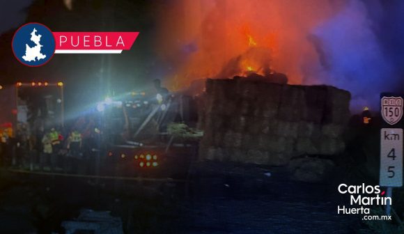 Choque e incendio de tractocamiones en la Autopista Puebla-Orizaba