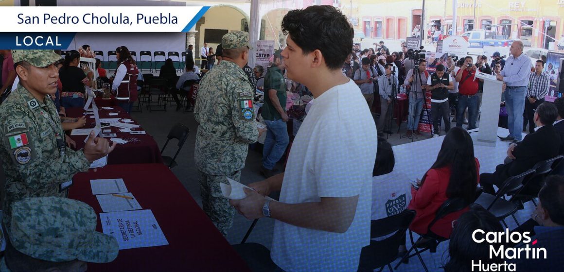 Gobierno estatal acercó mil 700 vacantes de trabajo a Cholula