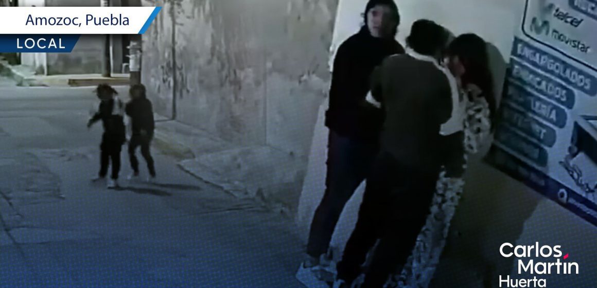 Pareja asaltan a una joven en las calles de Amozoc
