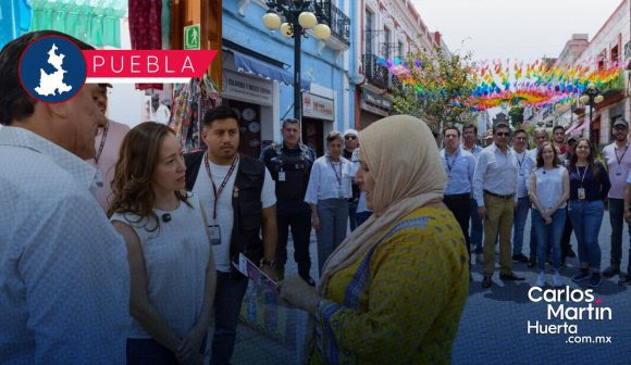 Impulsan el mantenimiento y orden en la emblemática Calle de los Dulces de Puebla