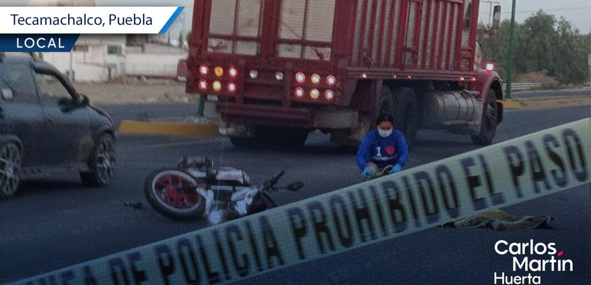 Mujer muere tras accidentarse en motocicleta en Tecamachalco; no traía casco