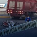 Mujer muere tras accidentarse en motocicleta en Tecamachalco; no traía casco