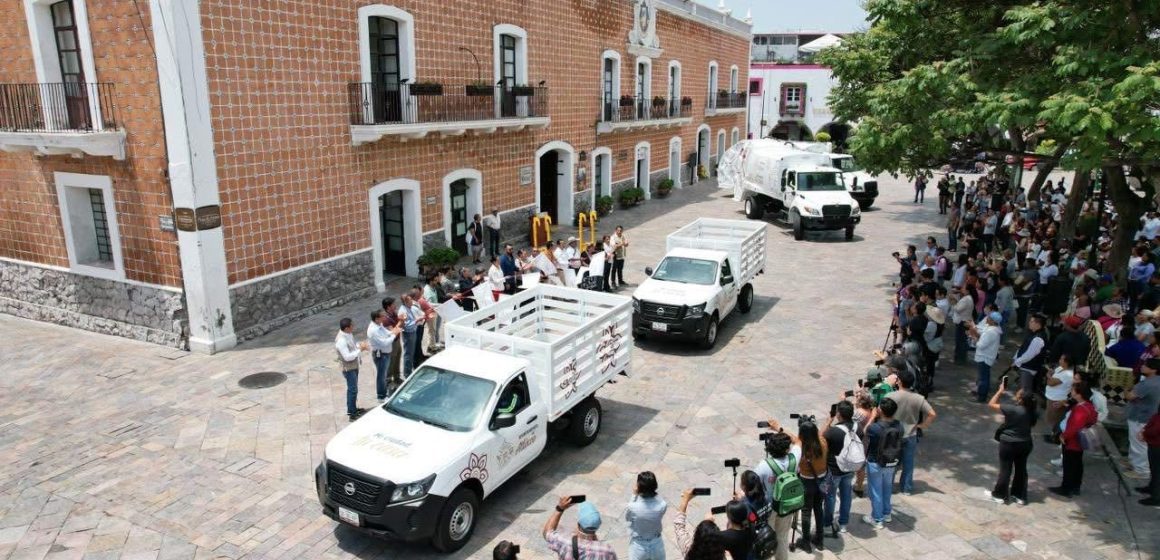 WhatsApp Image 2026-05-27 at 7.11.34 PM Camiones recolectores nuevos para Atlixco: Ariadna Ayala fortalece los servicios públicos