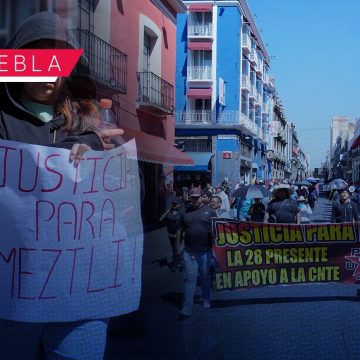 La 28 de Octubre se manifiesta en las calles de Puebla y genera caos vial