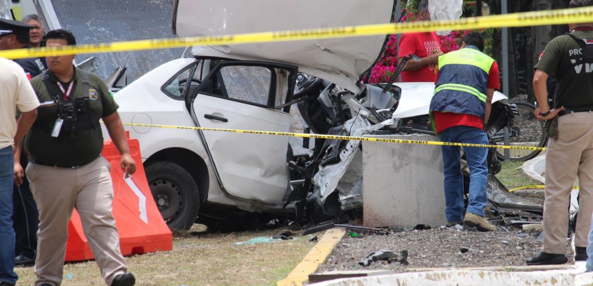 Muere agente de Proximidad Vial tras volcadura en la Vía Atlixcáyotl