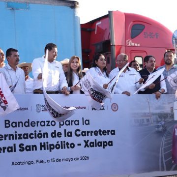 b19d0eea-efd9-406c-8785-352ce4c457b4 Armenta Mier encabeza banderazo de inicio a modernización de carretera federal San Hipólito-Xalapa