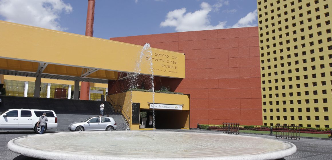 Asalto en el Centro de Convenciones: delincuentes armados roban dinero del Mega Outlet de Belleza