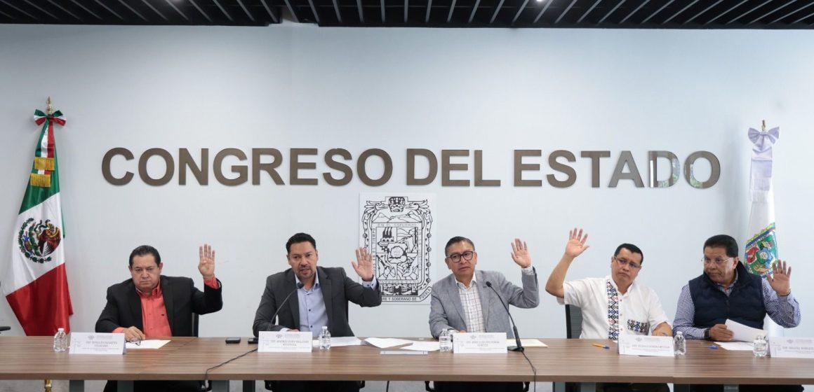 Avala Comisión del Congreso dictamen para garantizar autonomía y democracia sindical de las y los trabajadores al servicio del Estado