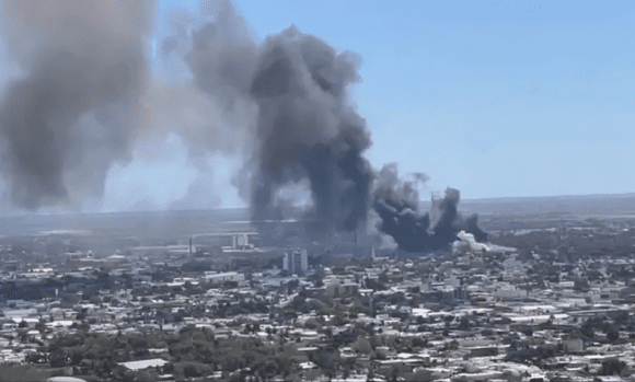 Tragedia en Los Mochis: Incendio en Plaza Fiesta Las Palmas deja 5 muertos y varios heridos