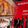 Puebla brilla en noche de estrellas Michelin con premio para Mural de los Poblanos