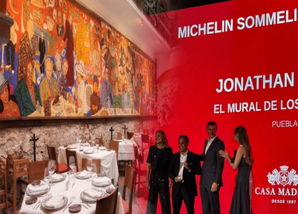 Puebla brilla en noche de estrellas Michelin con premio para Mural de los Poblanos