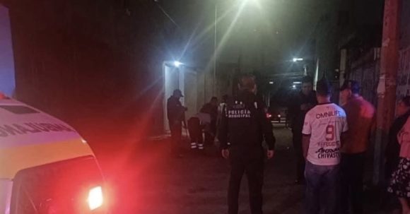 Asesinan a hombre de tres disparos en la colonia Revolución Mexicana