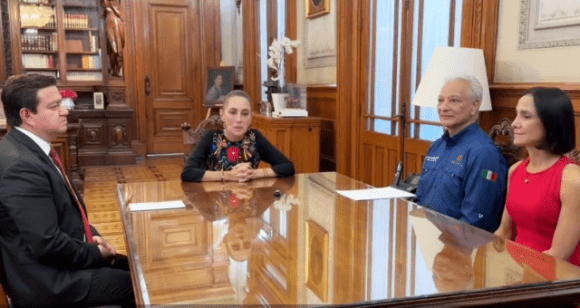 Claudia Sheinbaum anuncia relevo en Pemex; Juan Carlos Carpio asumirá la dirección general