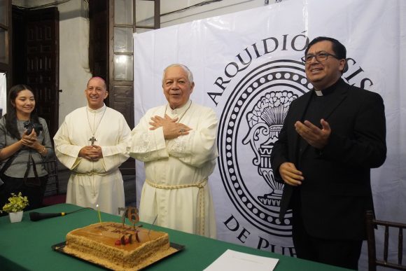 La Iglesia de Puebla se prepara para celebrar el Jubileo Sacerdotal de monseñor Víctor Sánchez